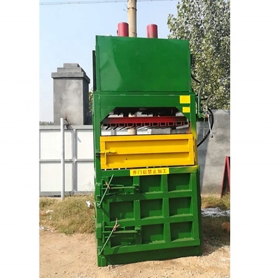 2022 Latest Technology Mini Hay Press Baler Easy to Operate Vertical Hydraulic Type