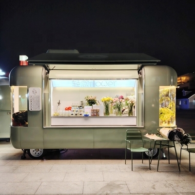 2024 Mobile Food Trailer Truck with Advanced Technology and Water Saving Features