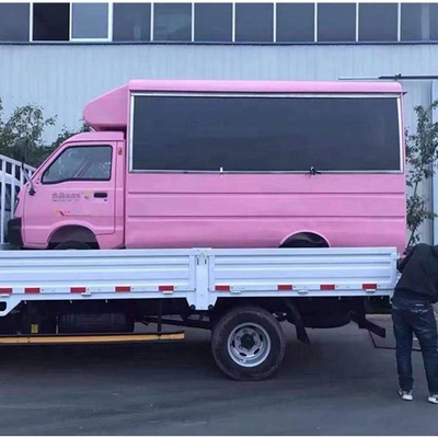 Low Investment Super Fast Food Bus Truck for Food Beverage Shops Speed 85-100kms per time