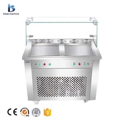Thailand Mobile Food Cart with Frozen Yogurt Machine and Automatic Defrost Function