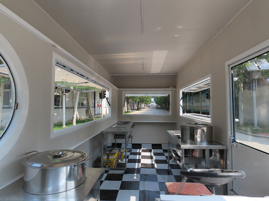 Vacuum Tyre Mobile Food Carts with Grilled Sausage Machine and Stainless Steel Design