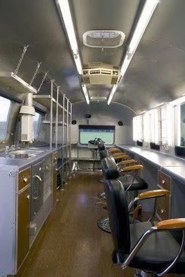 Customized Multi-functional Mobile Shop Barber Car Food Truck with Soybean Raw Material