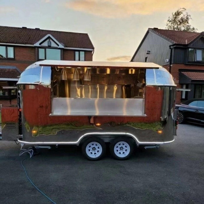35KM-75KM/H Food Truck Catering Trailer with Easy Operation and Fully Equipped Kitchen